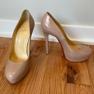 Louboutin tan stiletto pumps